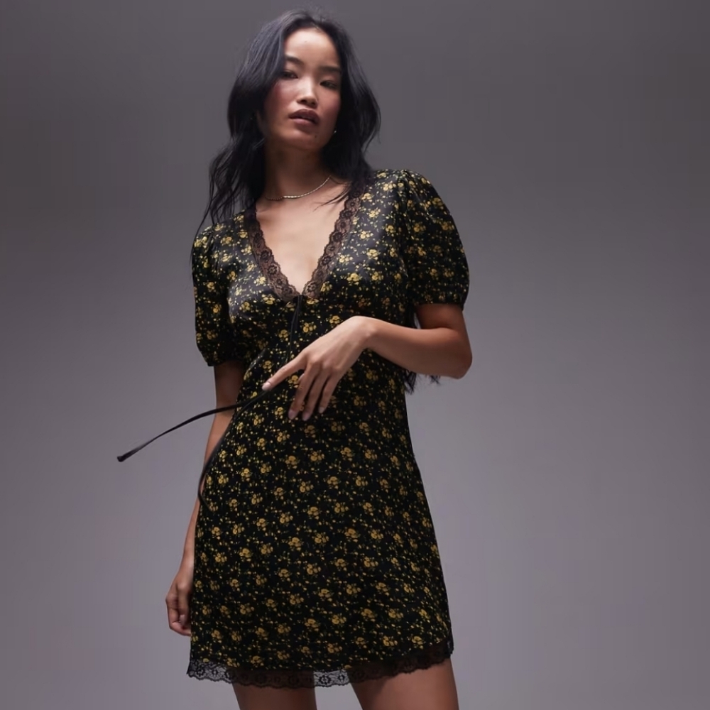 Topshop Mini Tea Dress with Lace Edge in Yellow Ditsy Floral Print Size Small